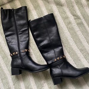 Brand New boots not wide calf friendly